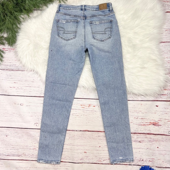 👖|•AMERICAN EAGLE•| Distressed Mom Jean Stretch Denim Size 4👖 - Picture 2 of 8